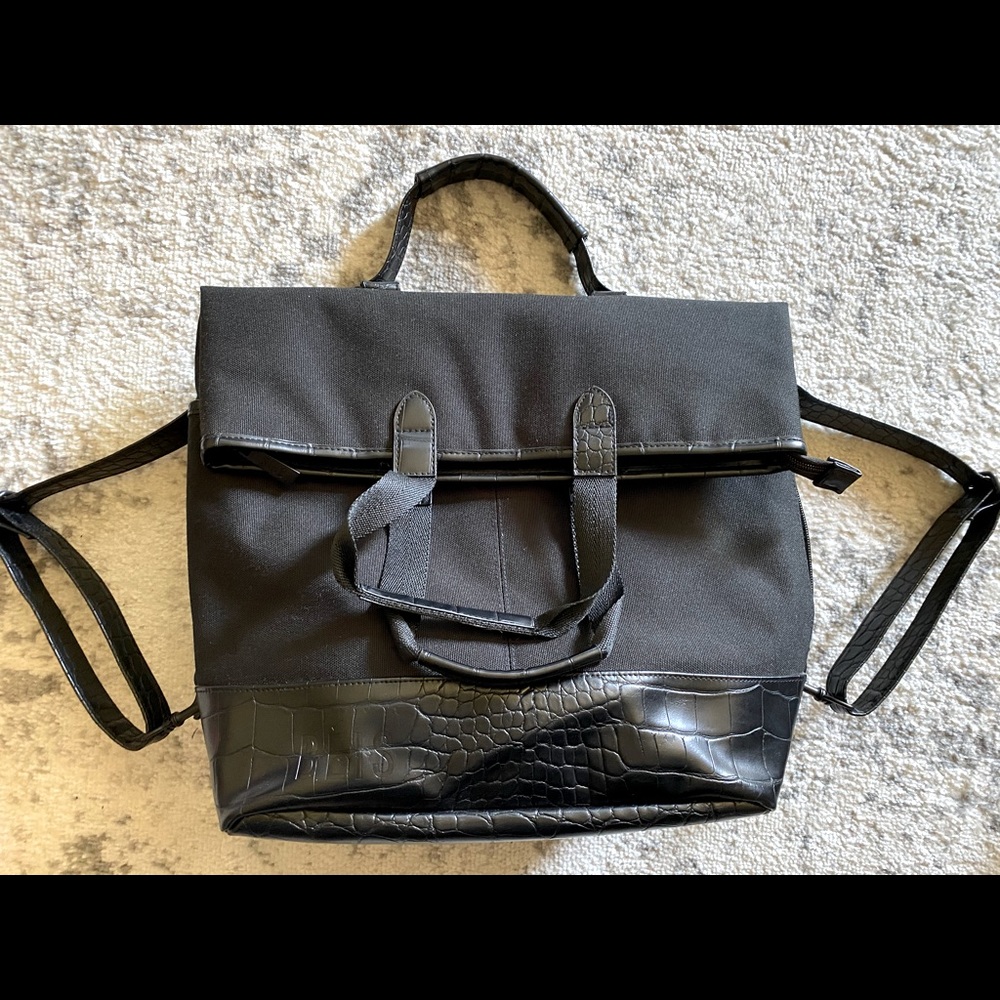 Beis backpack tote
